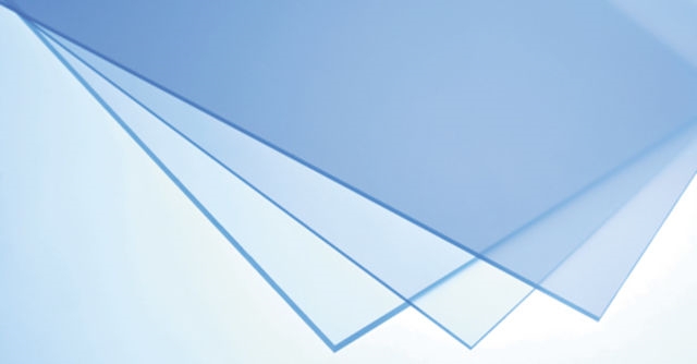 PLAQUE TRANSPARENTE LISSE ALTUGLASS