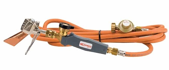 CHALUMEAU COMPLET COUVREUR COMPRENANT: 1 LANCE AVEC PANNE 46