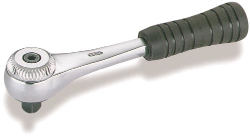 CLIQUET À INVERSION CENTRALE