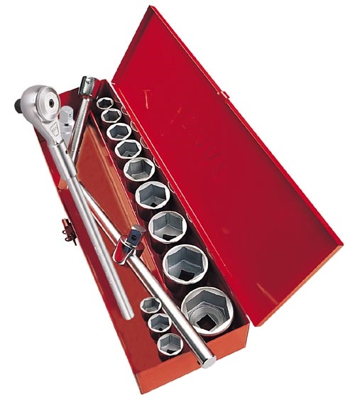 DOUILLES 6 PANS COFFRET 16 OUTILS