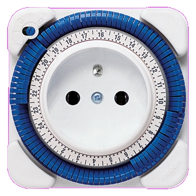 PRISE PROGRAMMABLE TIMER 26 24H 16A 250V THEBEN