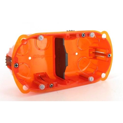 80102 BTE ENCASTREE MULTIMATERIAUX 2 POSTES 4/5MOD PF 40MM MULTIPOSITION