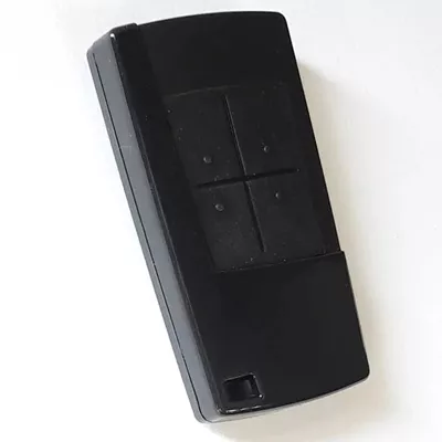 TRANSMETTEUR 4 CANAUX DOUBLE FREQUENCE