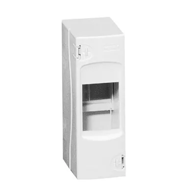 CACHE BORNE 4MOD    16A 250V