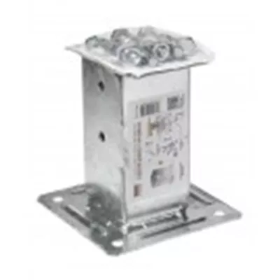 PIED DE POTEAU DE JARDIN