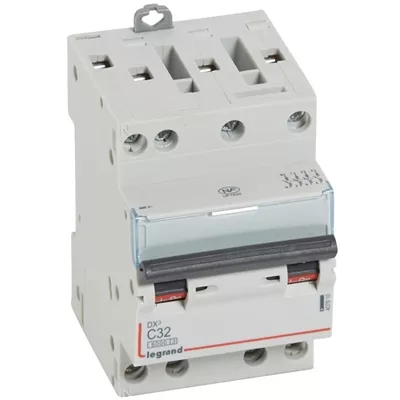 DISJONCTEUR DX³ 6000 -VIS/VIS