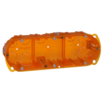 BOÎTE MULTIMATÉRIAUX BATIBOX 3 POSTES - 6/8 MODULE