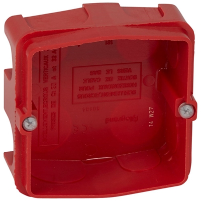 BOITE ENCASTREE 85X85MM PF 40MM A SCELLER