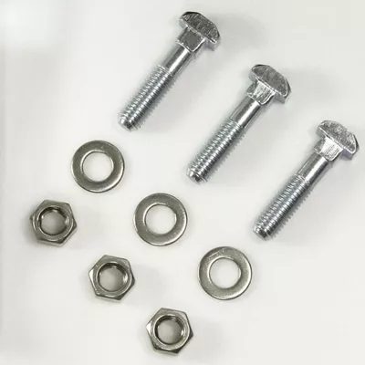 COQUE 3 GOUJONS+RONDELLES+ECROUS POUR BRIDE S4 / LAC5